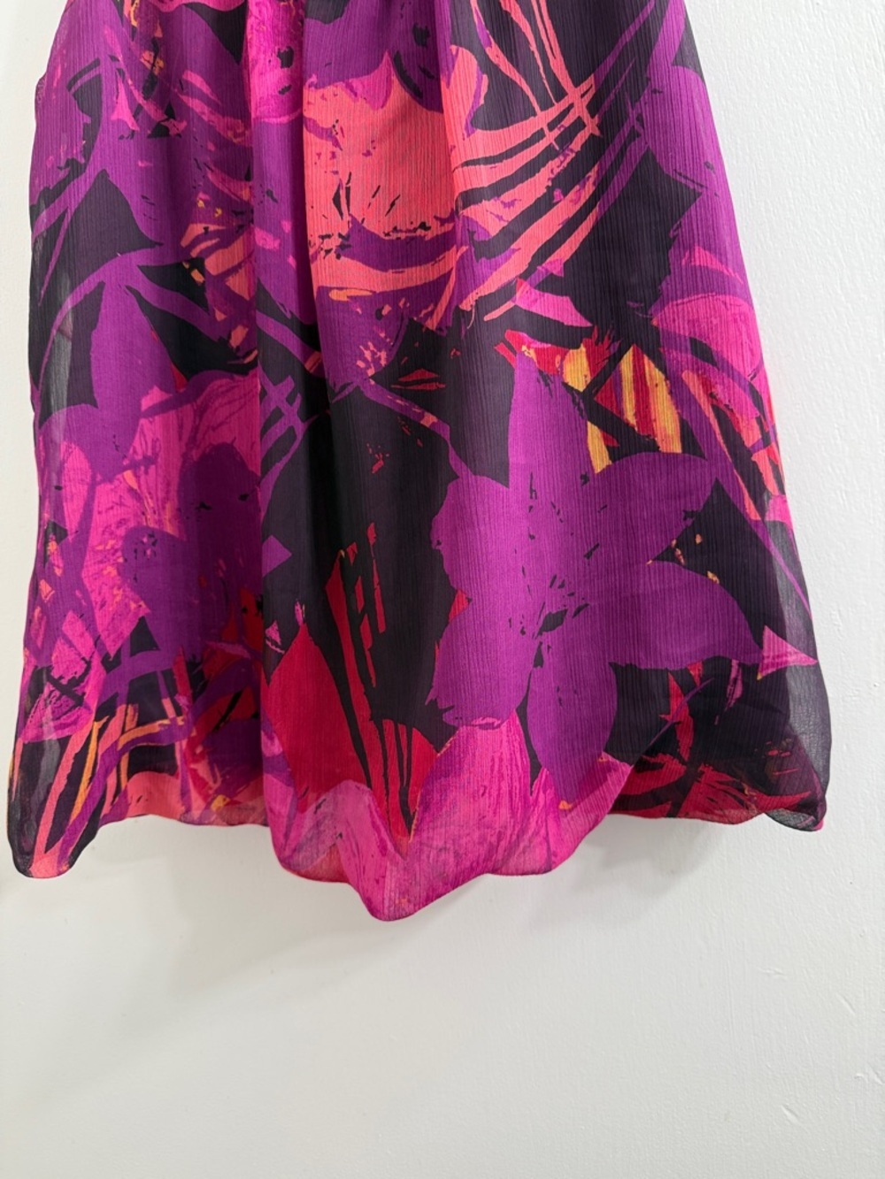 Express Fuchsia & Magenta Floral Lace-Back Camisole - Picture 2 of 10